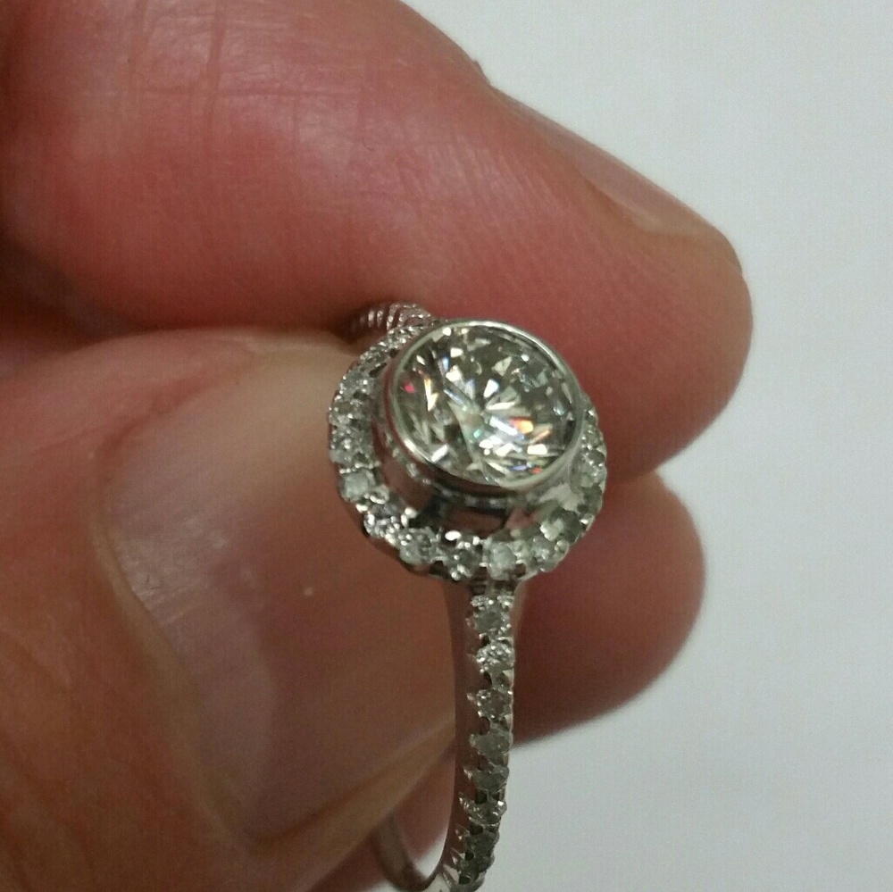 GIA $3920 18k white gold 100% Natural 1.00ct diamond ring - Picture 5 of 8